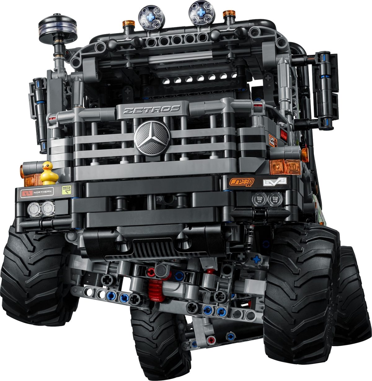 賓士 Zetros 4x4 越野卡車
