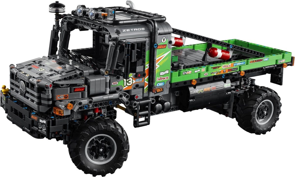 賓士 Zetros 4x4 越野卡車
