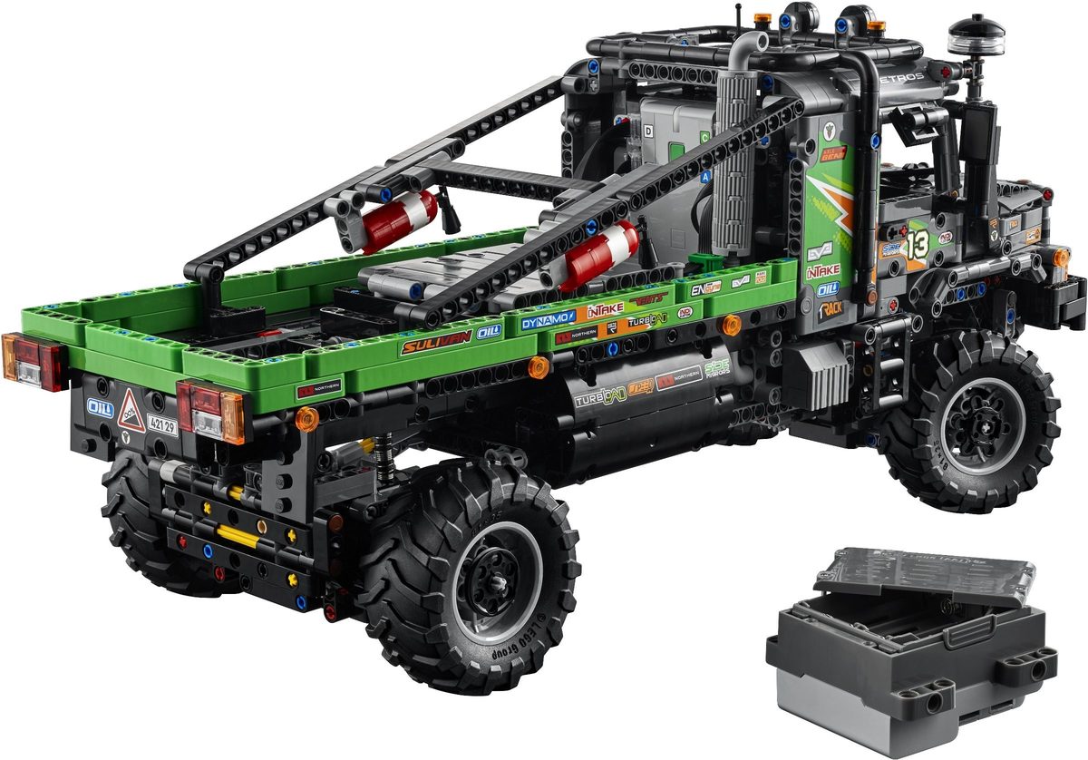 賓士 Zetros 4x4 越野卡車