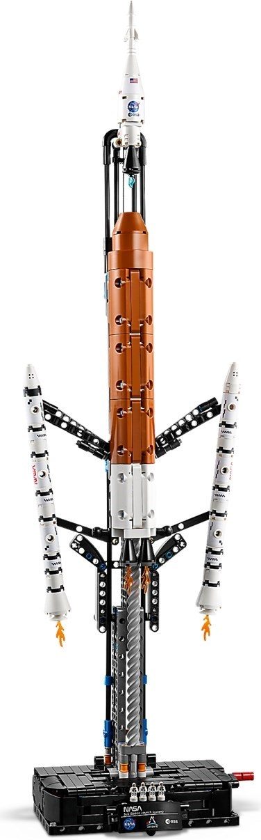 NASA Artemis 太空發射系統火箭