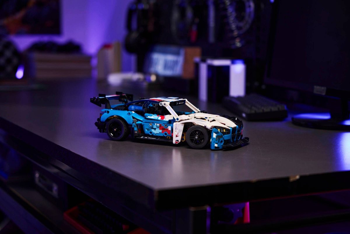 BMW M4 GT3 EVO 賽車