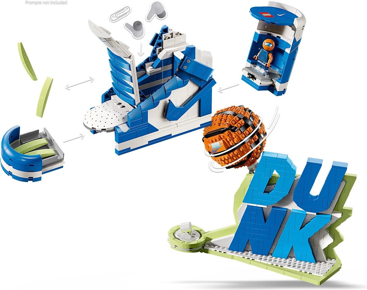 Nike Dunk x LEGO