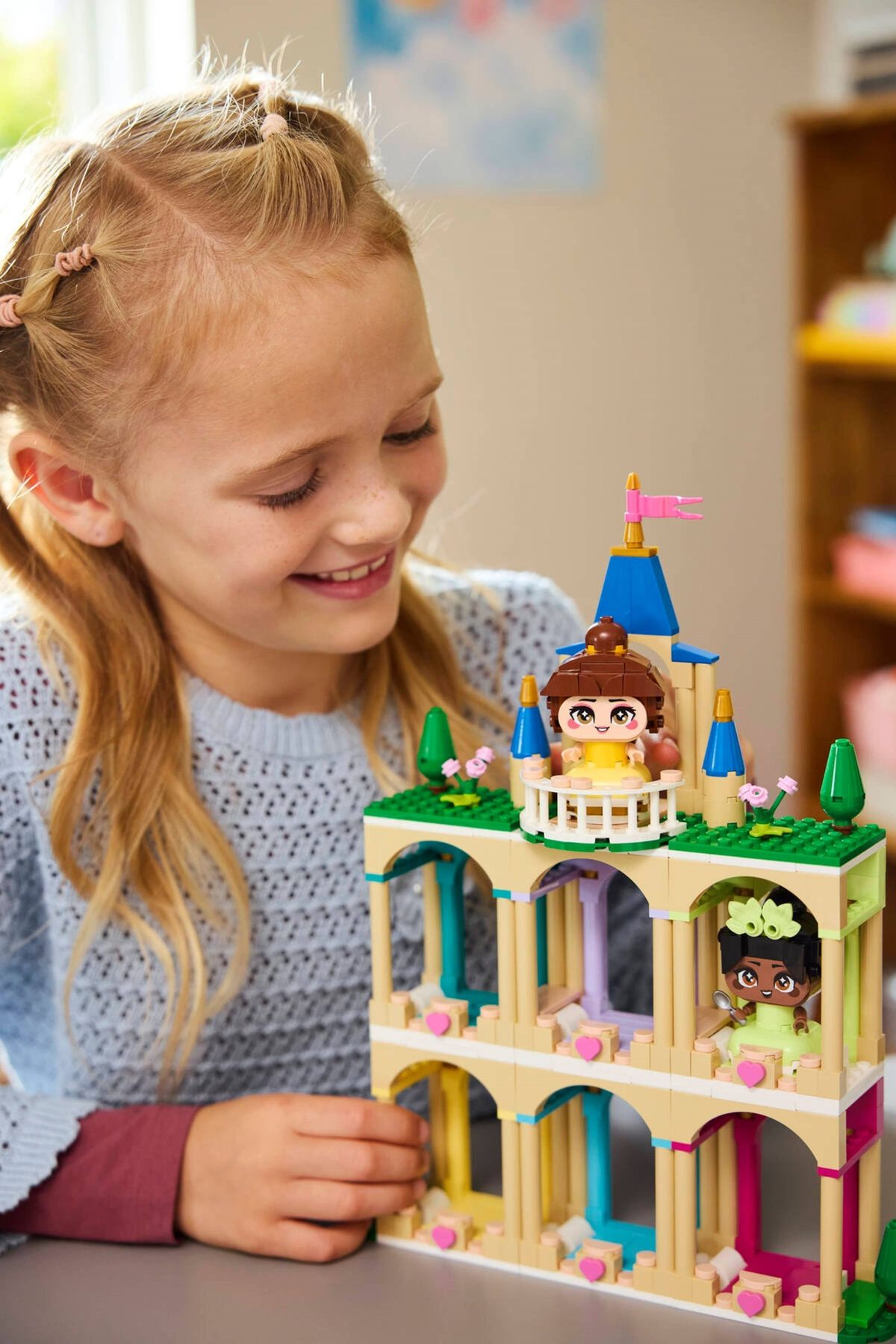 迷你貝兒和蒂安娜與城堡